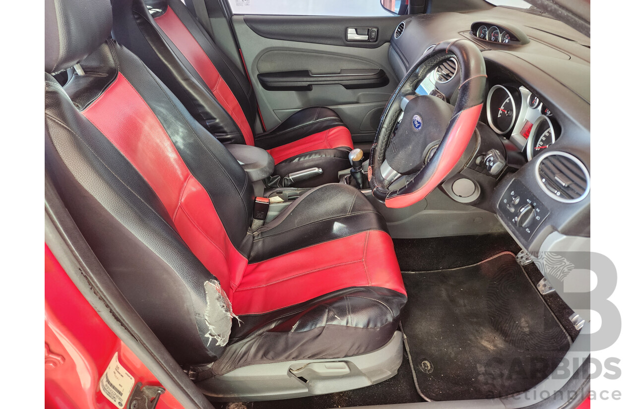 12/2010 Ford Focus XR5 Turbo LV 5d Hatchback Red 2.5L