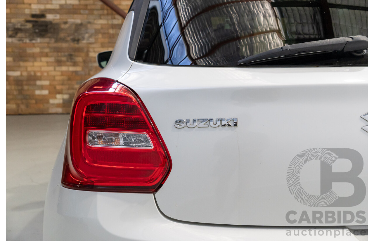 07/2017 Suzuki Swift GL Navigator AL 5d Hatchback White 1.2L