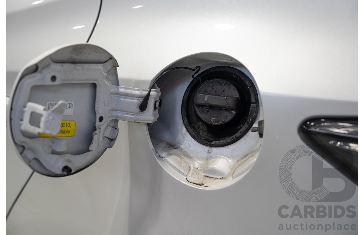 11/2020 Toyota Corolla Ascent Sport HYBRID ZWE211R 5d Hatchback White 1.8L