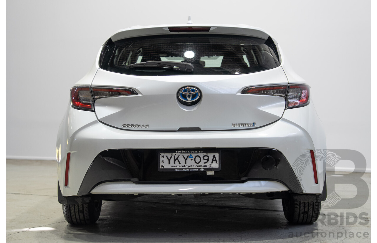 11/2020 Toyota Corolla Ascent Sport HYBRID ZWE211R 5d Hatchback White 1.8L