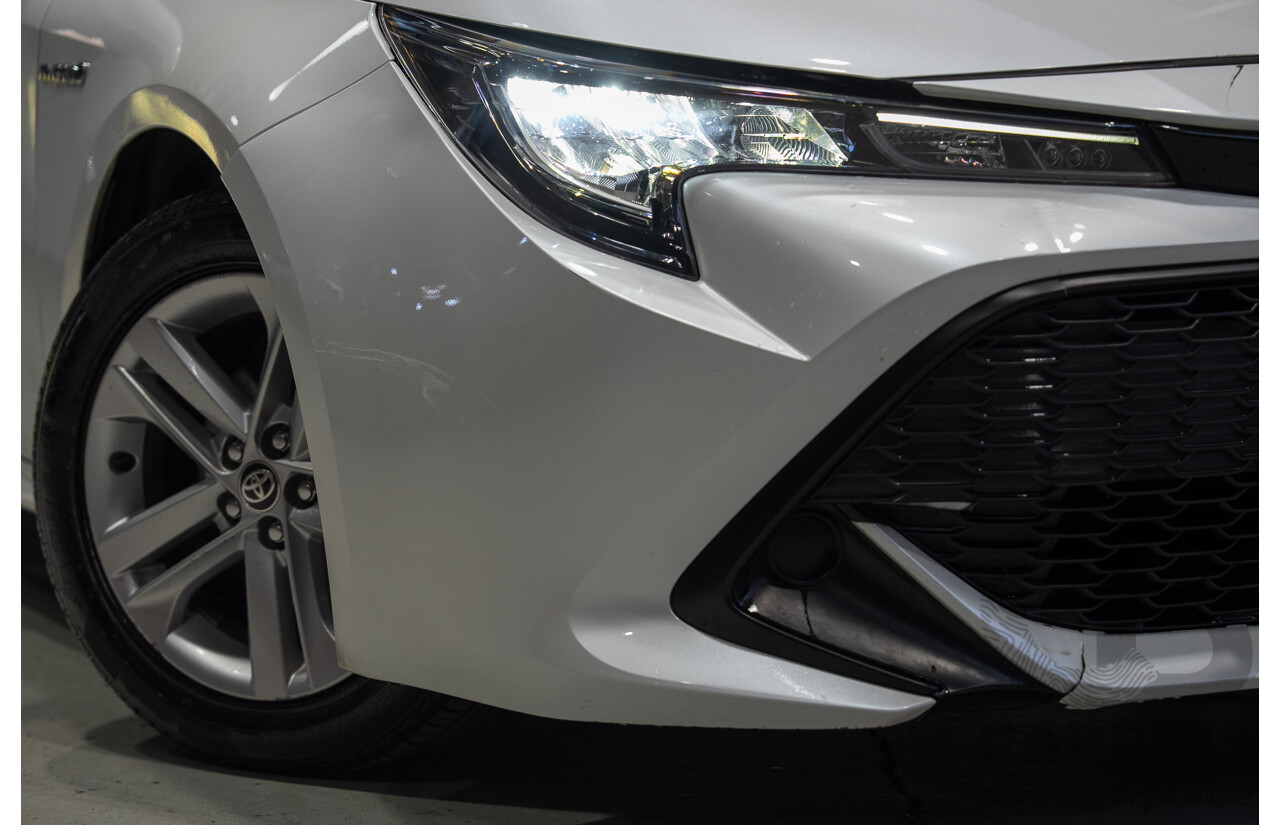 11/2020 Toyota Corolla Ascent Sport HYBRID ZWE211R 5d Hatchback White 1.8L