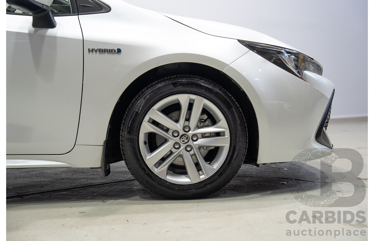 11/2020 Toyota Corolla Ascent Sport HYBRID ZWE211R 5d Hatchback White 1.8L