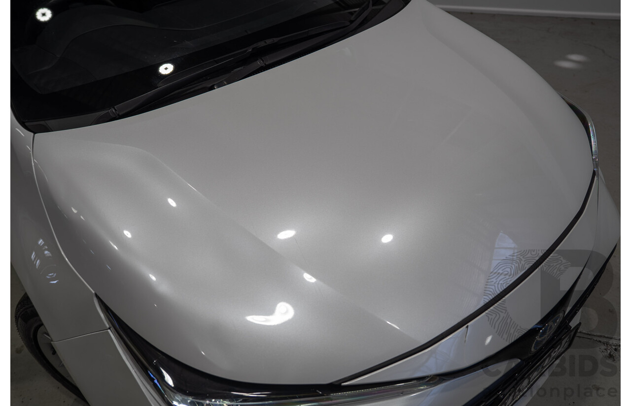 11/2020 Toyota Corolla Ascent Sport HYBRID ZWE211R 5d Hatchback White 1.8L
