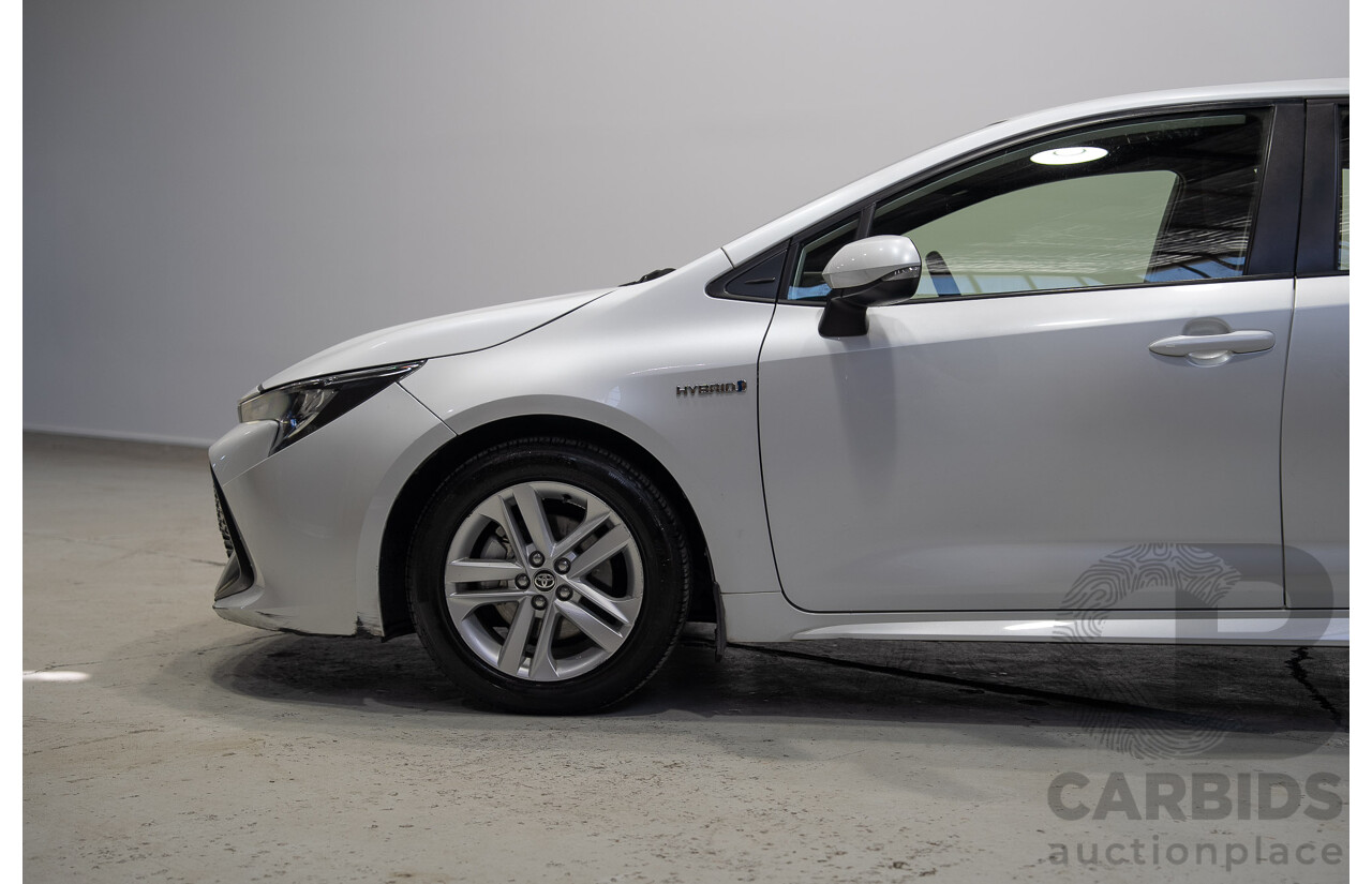 11/2020 Toyota Corolla Ascent Sport HYBRID ZWE211R 5d Hatchback White 1.8L