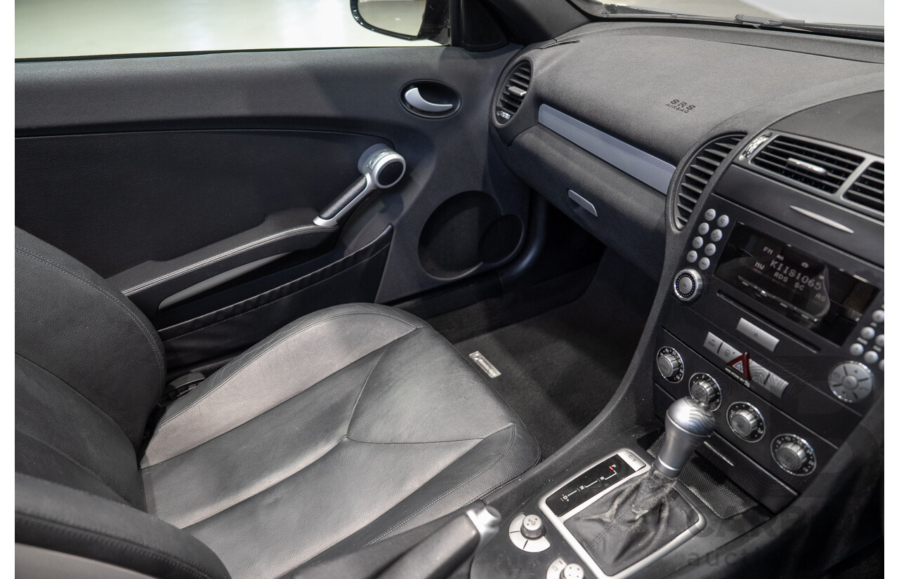 02/2005 Mercedes-Benz SLK200 Kompressor R171 2d Convertible Black 1.8L
