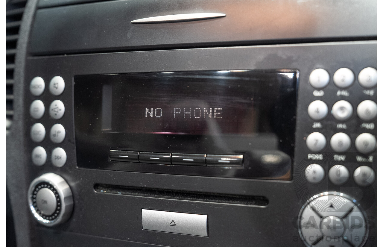 02/2005 Mercedes-Benz SLK200 Kompressor R171 2d Convertible Black 1.8L