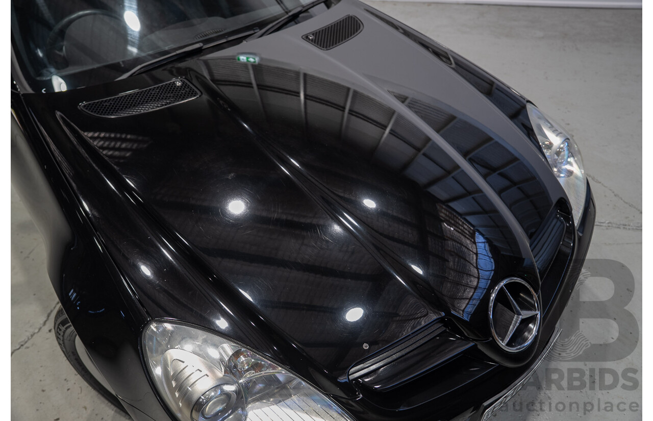 02/2005 Mercedes-Benz SLK200 Kompressor R171 2d Convertible Black 1.8L