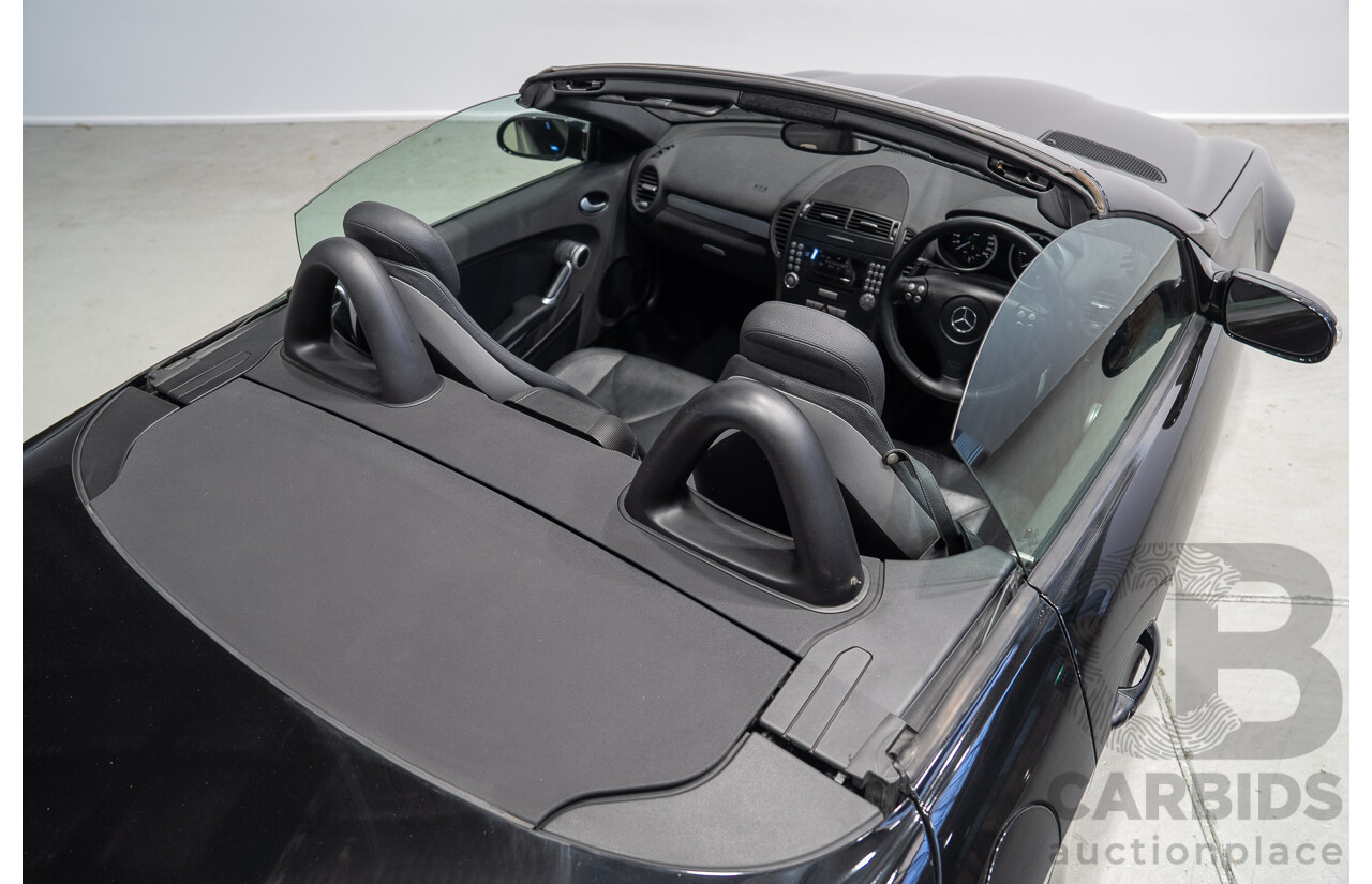 02/2005 Mercedes-Benz SLK200 Kompressor R171 2d Convertible Black 1.8L