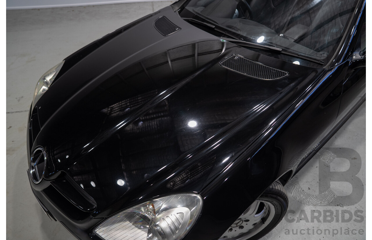 02/2005 Mercedes-Benz SLK200 Kompressor R171 2d Convertible Black 1.8L