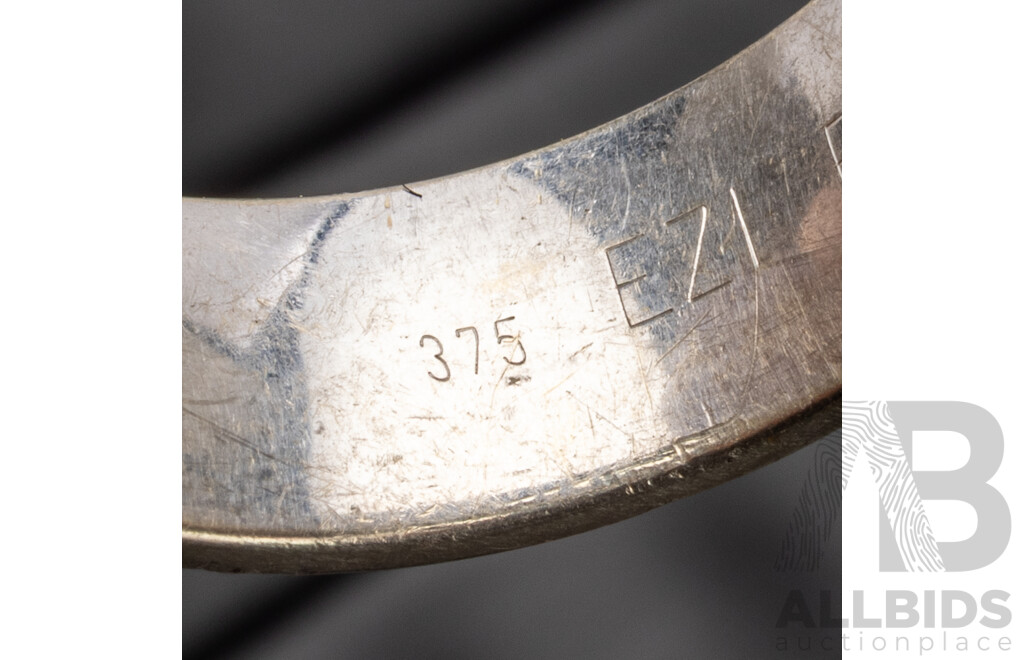 9ct White Gold Men's Wedder - Size W.5