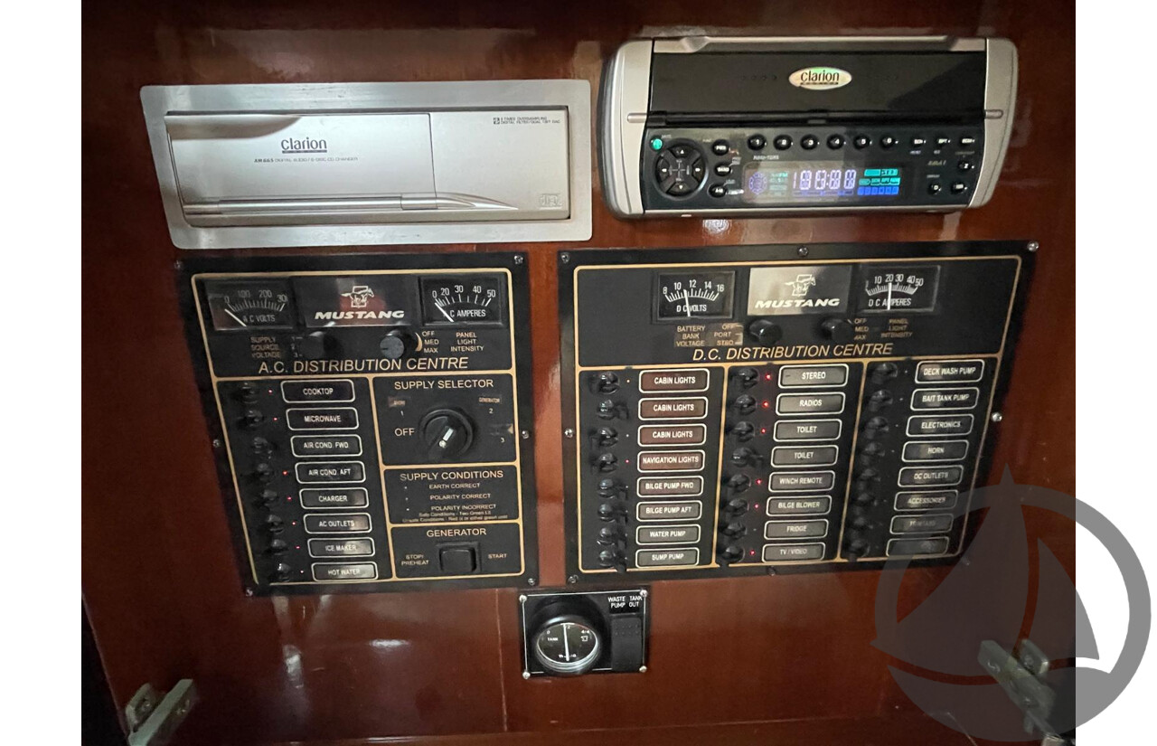 NO RESERVE - Mustang 4200 Sports Cruiser, Twin Volvo Penta 8.1 Engines