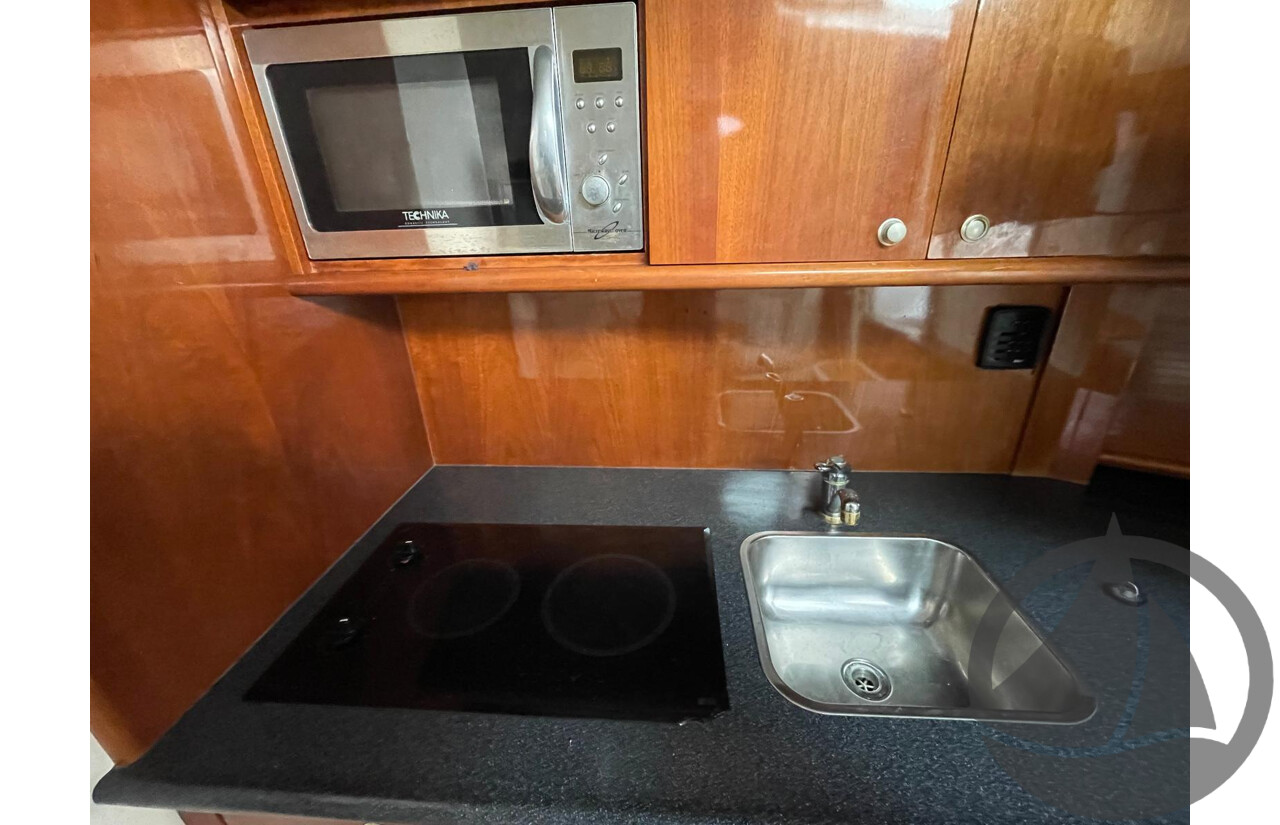 NO RESERVE - Mustang 4200 Sports Cruiser, Twin Volvo Penta 8.1 Engines