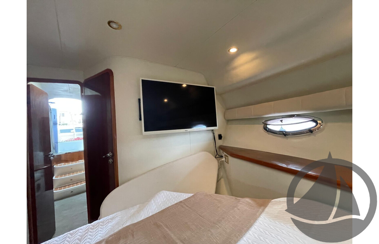 NO RESERVE - Mustang 4200 Sports Cruiser, Twin Volvo Penta 8.1 Engines