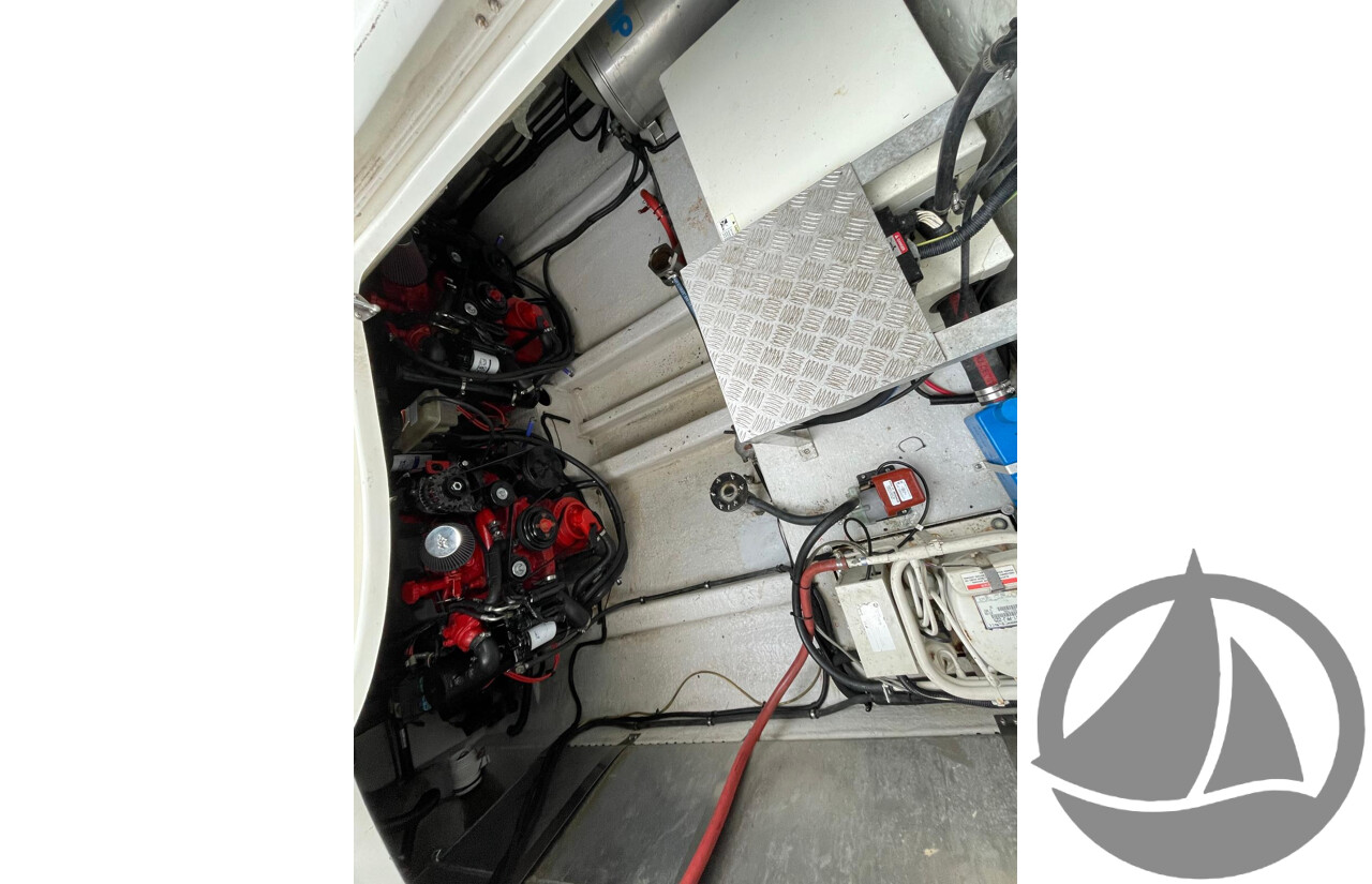 NO RESERVE - Mustang 4200 Sports Cruiser, Twin Volvo Penta 8.1 Engines
