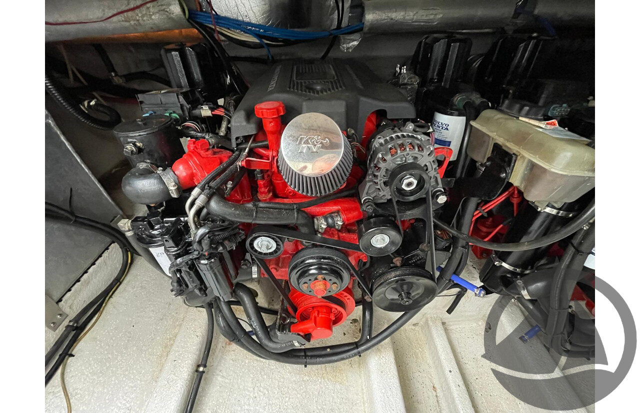 NO RESERVE - Mustang 4200 Sports Cruiser, Twin Volvo Penta 8.1 Engines