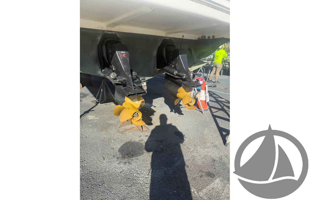 NO RESERVE - Mustang 4200 Sports Cruiser, Twin Volvo Penta 8.1 Engines