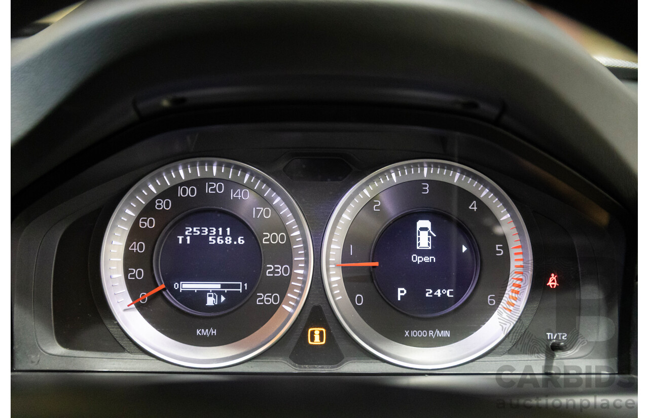 05/2012 Volvo XC70 D5 Teknik (AWD) BZ MY12 4d Wagon Silver Turbo Diesel 2.4L