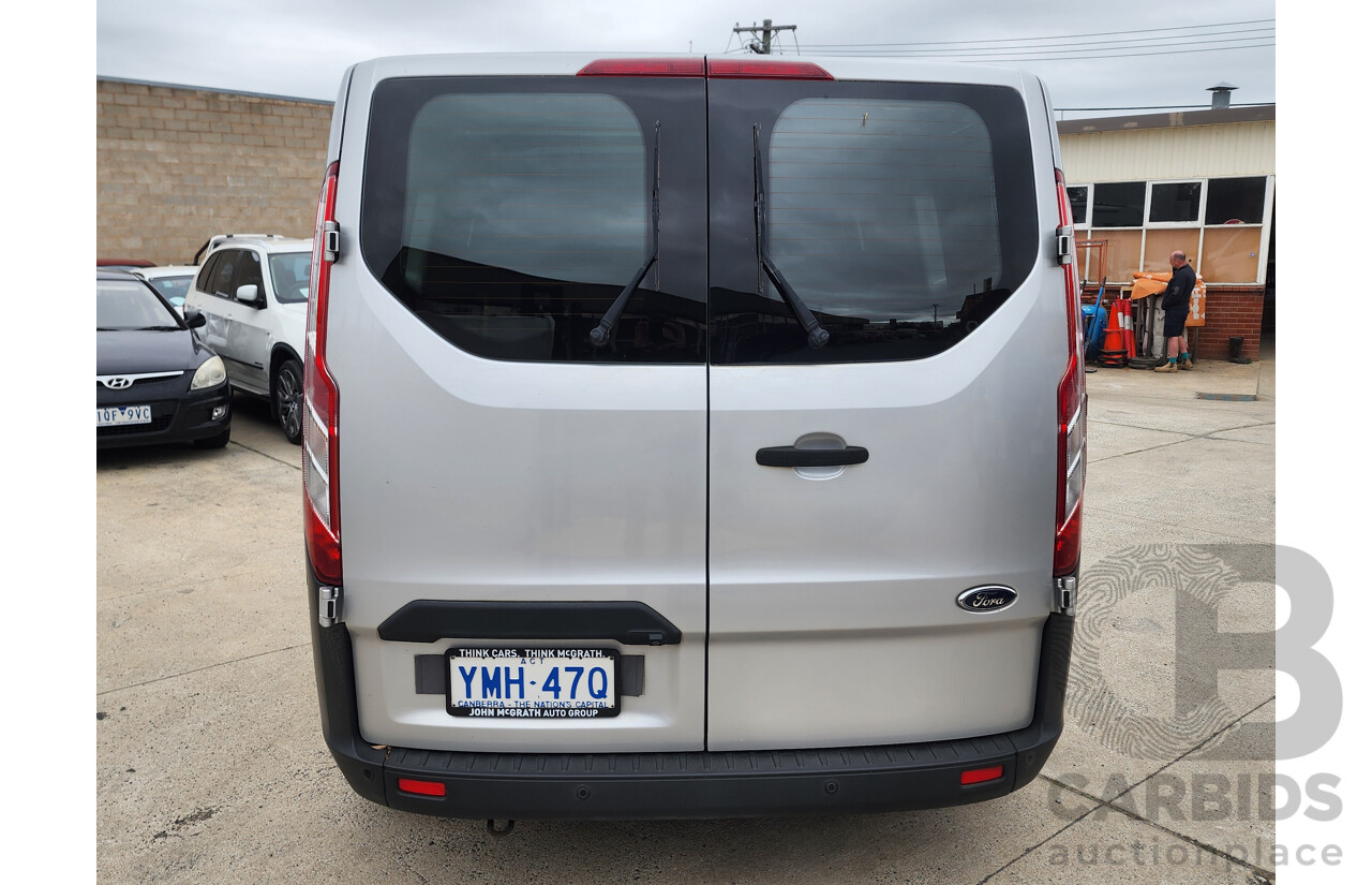 04/2017 Ford Transit Custom 290S (swb) VN 5d Van Silver 2.0L