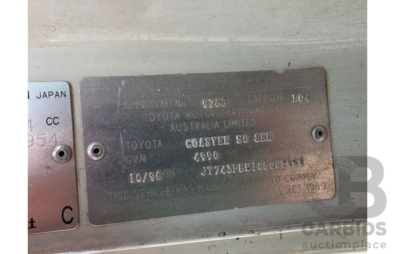 10/1996 Toyota Coaster 22 Seat Bus HZB50R - 1HZ Diesel