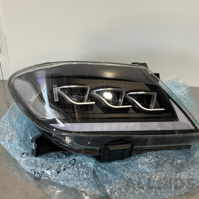 Toyota Hilux Vigo - Triple Lens LED Projector Headlight