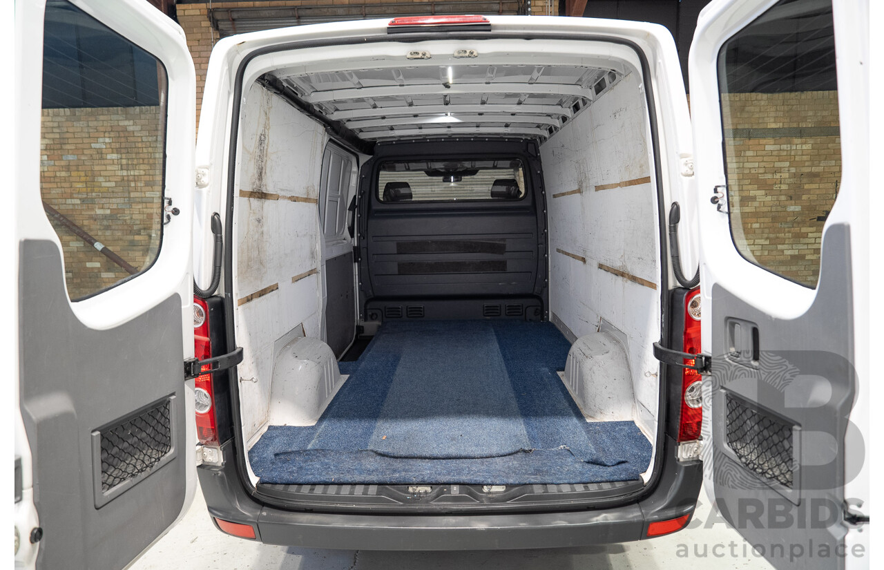 03/2016 Volkswagen Crafter 35 TDI300 LWB 2EH1 MY16 3d Van White 2.0L