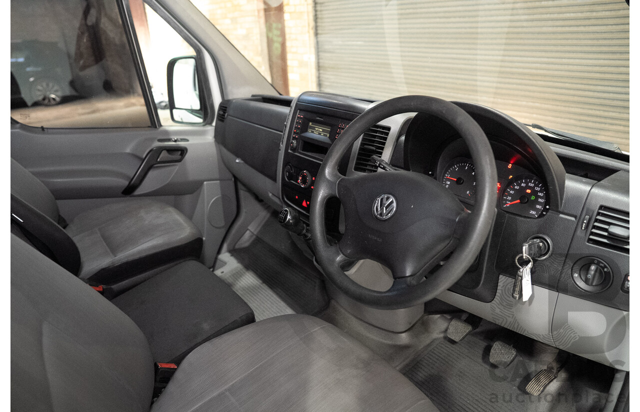 03/2016 Volkswagen Crafter 35 TDI300 LWB 2EH1 MY16 3d Van White 2.0L