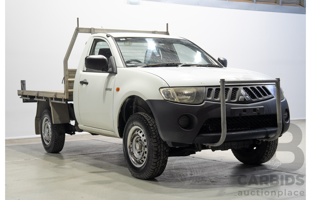 06/2009 Mitsubishi Triton GL ML MY09 Cab Chassis White 2.4L