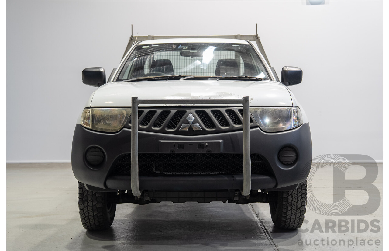 06/2009 Mitsubishi Triton GL ML MY09 Cab Chassis White 2.4L