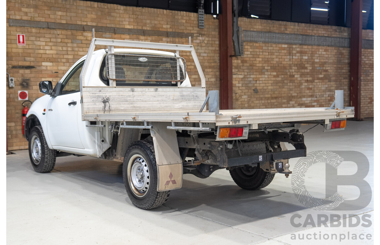06/2009 Mitsubishi Triton GL ML MY09 Cab Chassis White 2.4L