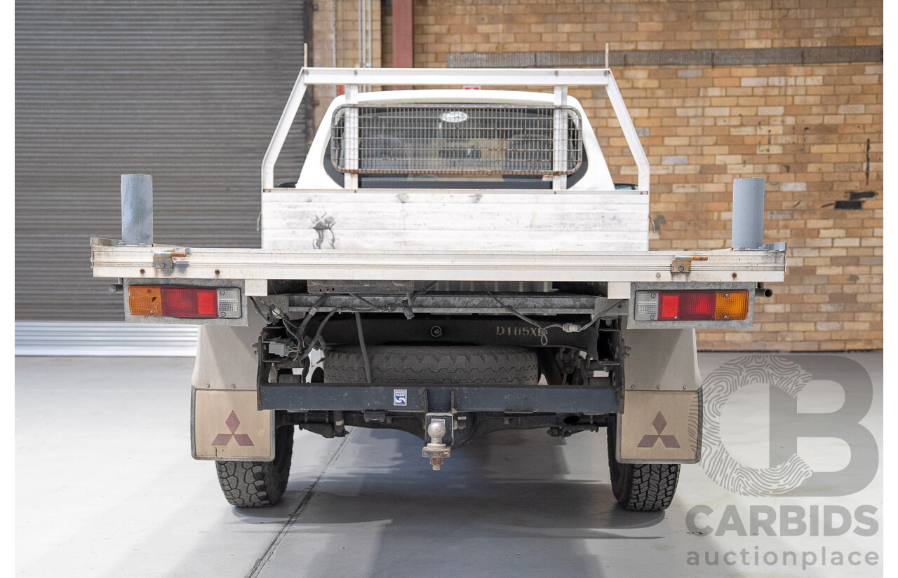 06/2009 Mitsubishi Triton GL ML MY09 Cab Chassis White 2.4L