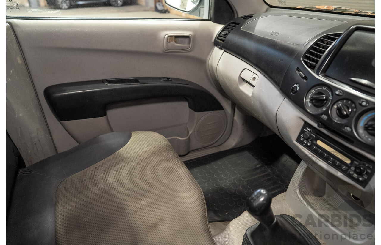 06/2009 Mitsubishi Triton GL ML MY09 Cab Chassis White 2.4L