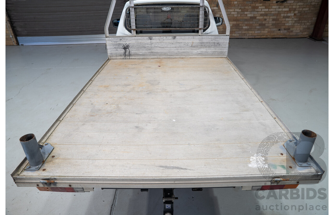 06/2009 Mitsubishi Triton GL ML MY09 Cab Chassis White 2.4L