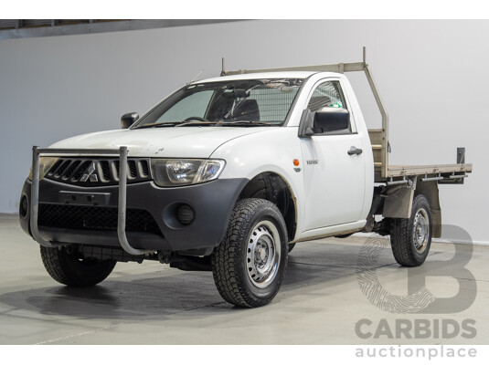 06/2009 Mitsubishi Triton GL ML MY09 Cab Chassis White 2.4L