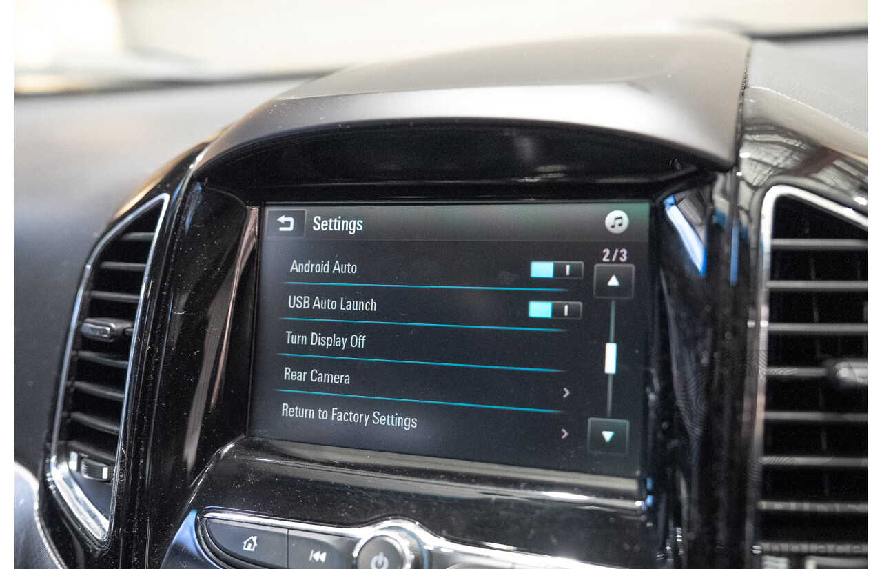 03/2018 Holden Captiva 7 LTZ (AWD) CG MY18 4d Wagon White Turbo Diesel 2.2L - 7 Seater