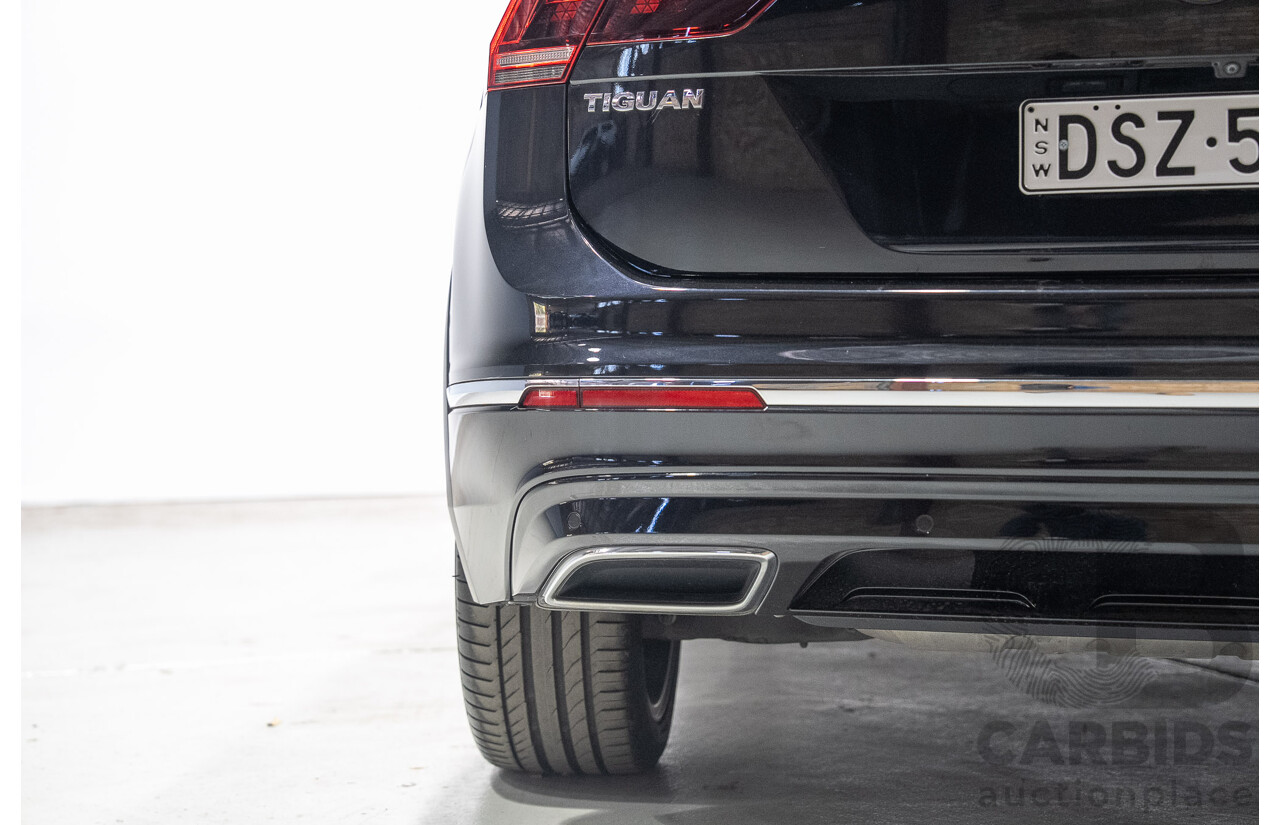 11/2017 Volkswagen Tiguan 162 TSI Highline (AWD) 5NA MY18 4D Wagon Deep Black Pearlescent Turbo 2.0L