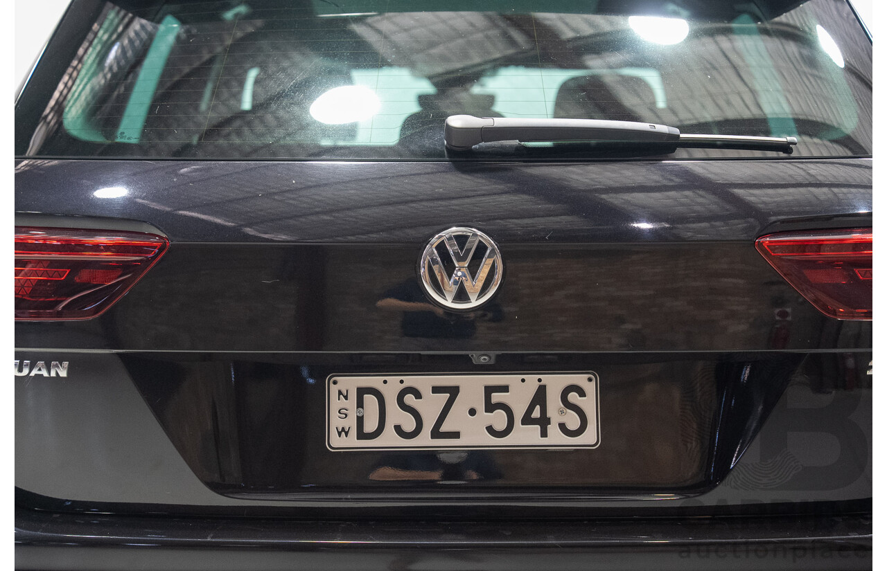 11/2017 Volkswagen Tiguan 162 TSI Highline (AWD) 5NA MY18 4D Wagon Deep Black Pearlescent Turbo 2.0L