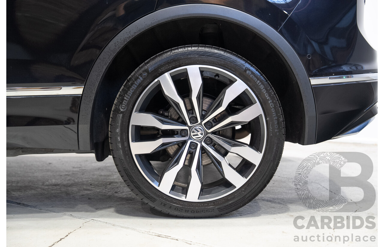 11/2017 Volkswagen Tiguan 162 TSI Highline (AWD) 5NA MY18 4D Wagon Deep Black Pearlescent Turbo 2.0L