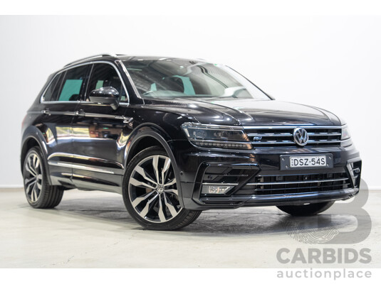 11/2017 Volkswagen Tiguan 162 TSI Highline (AWD) 5NA MY18 4D Wagon Deep Black Pearlescent Turbo 2.0L
