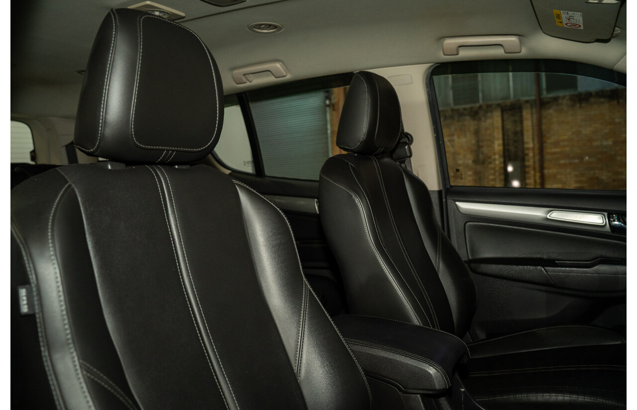 03/2017 Holden Trailblazer LTZ (4x4) RG MY17 4d Wagon White Turbo Diesel 2.8L