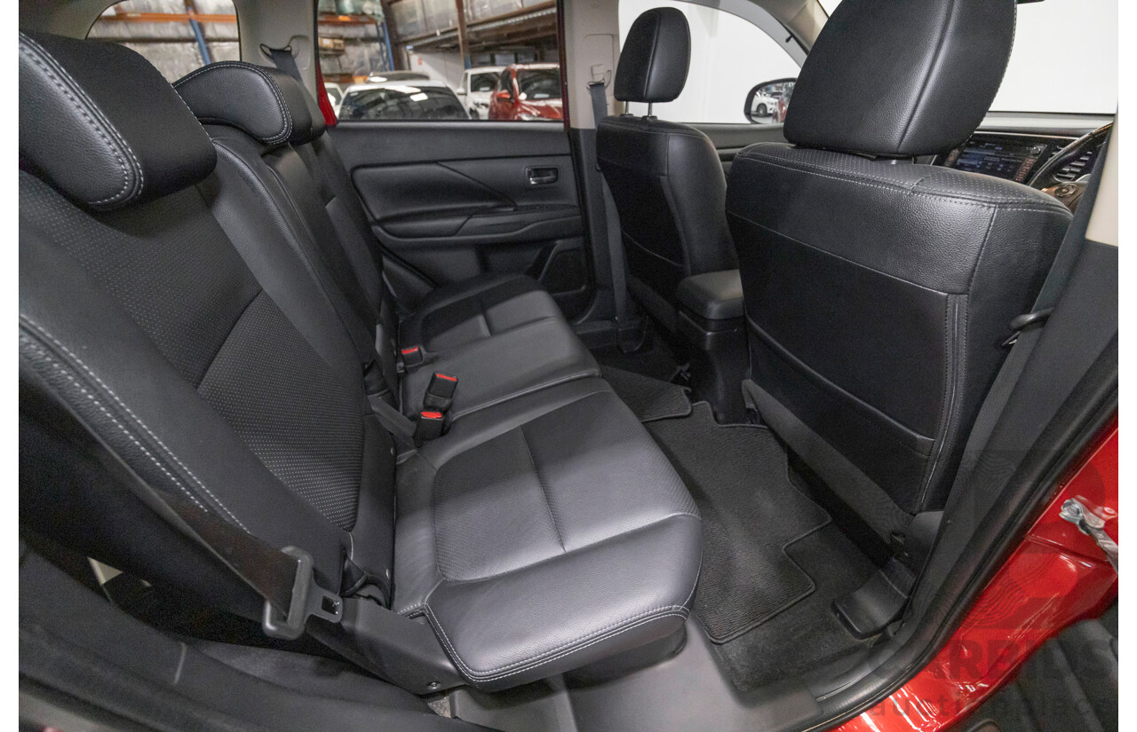 6/2015 Mitsubishi Outlander Exceed (4x4) ZK MY16 4d Wagon Rally Red Metallic Turbo 2.3L - 7 Seater