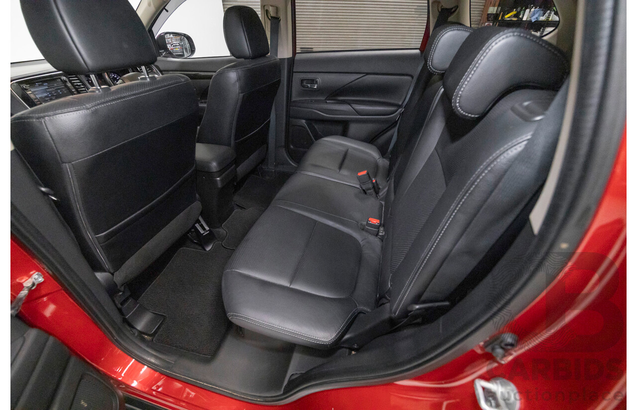 6/2015 Mitsubishi Outlander Exceed (4x4) ZK MY16 4d Wagon Rally Red Metallic Turbo 2.3L - 7 Seater