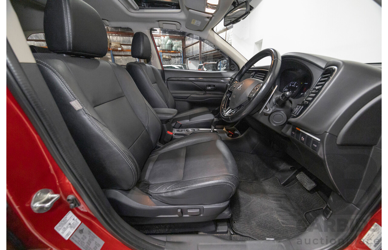 6/2015 Mitsubishi Outlander Exceed (4x4) ZK MY16 4d Wagon Rally Red Metallic Turbo 2.3L - 7 Seater