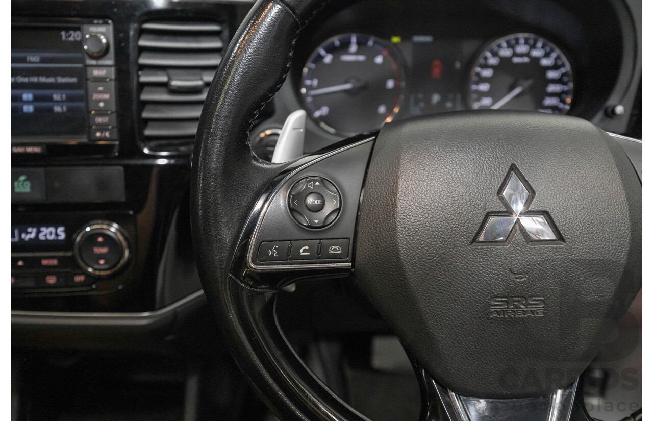 6/2015 Mitsubishi Outlander Exceed (4x4) ZK MY16 4d Wagon Rally Red Metallic Turbo 2.3L - 7 Seater
