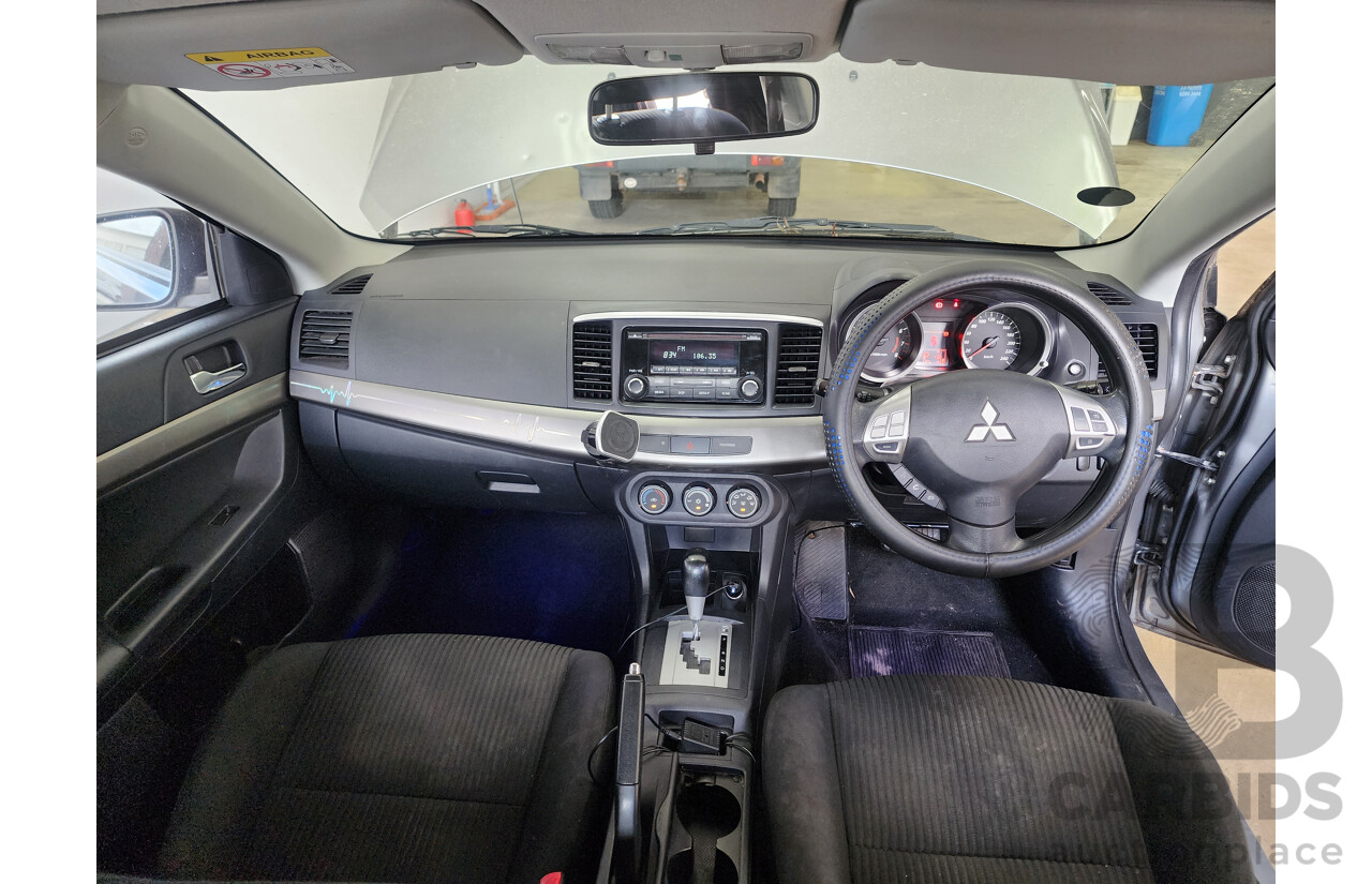 06/2013 Mitsubishi Lancer ES Sportback CJ MY14 5d Hatchback Grey 2.0L