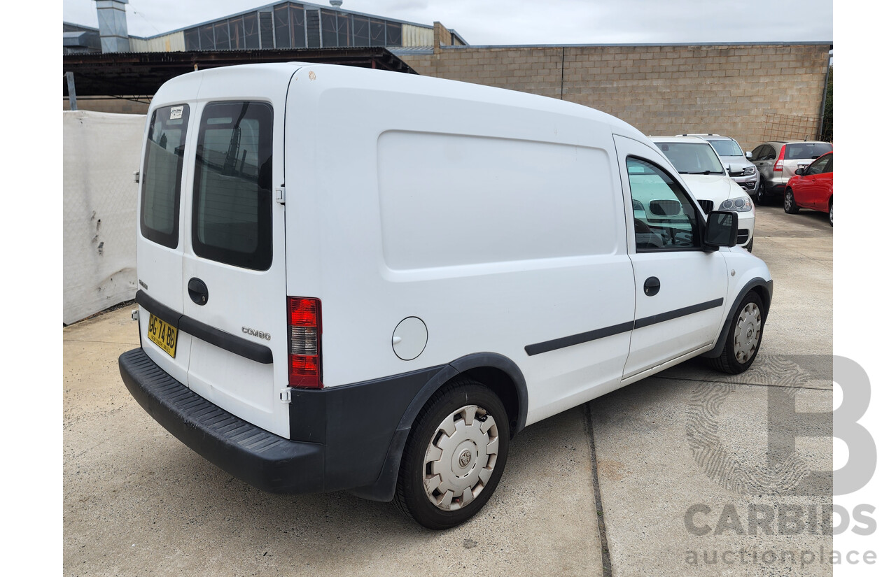 08/2006 Holden Combo XC MY06 Van White 1.4L