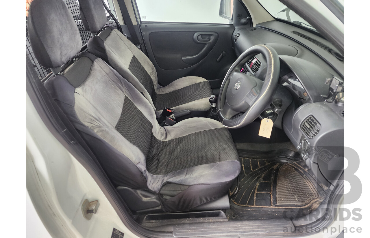 08/2006 Holden Combo XC MY06 Van White 1.4L