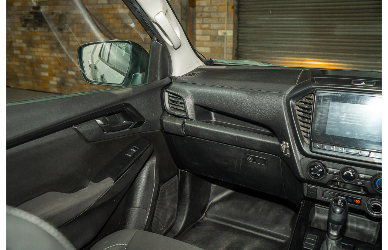 03/2022 Isuzu D-Max SX (4x4) RG MY22 Crew C/Chas White 3.0L