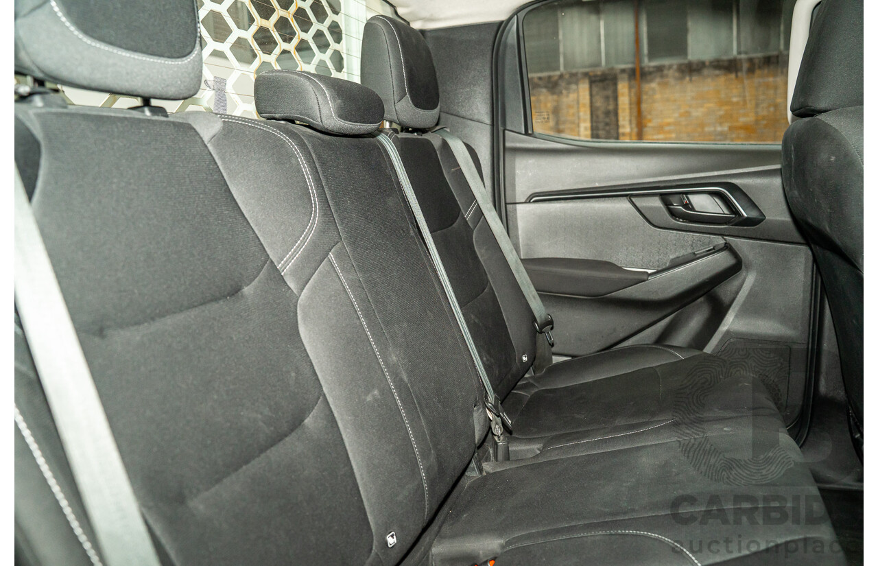 03/2022 Isuzu D-Max SX (4x4) RG MY22 Crew C/Chas White 3.0L