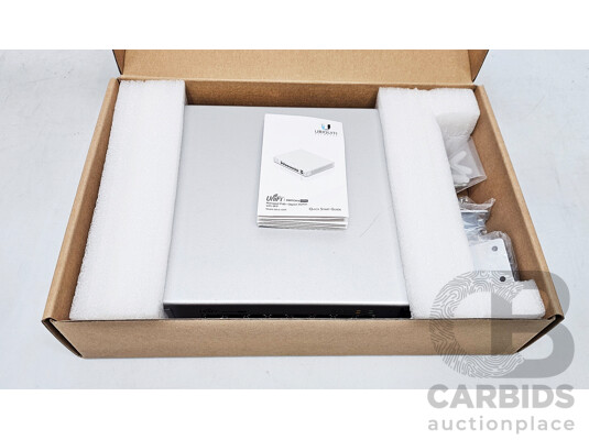 Ubiquiti Networks (US-8-150W) UniFi 8-Port PoE+ Gigabit Ethernet Switch