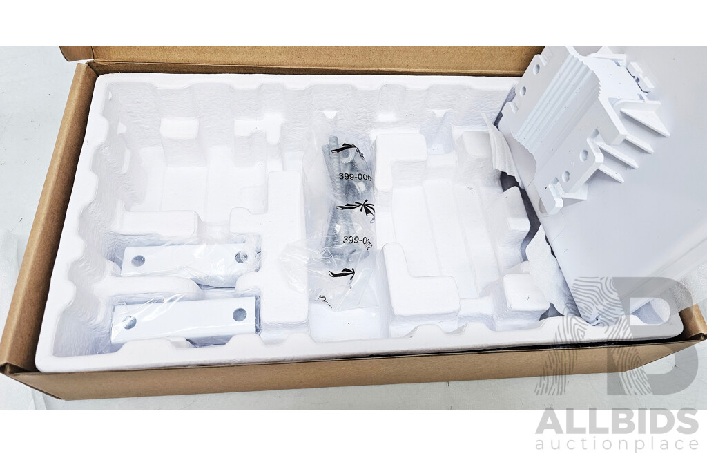 Ubiquiti UniFi (AC Mesh Pro) Access Point